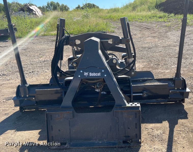image for item MU9104 2018 Bobcat Grader 108  skid steer grader