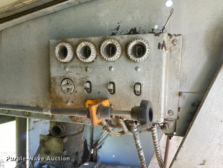 image for item MU9114 1951 Insley K12  crane