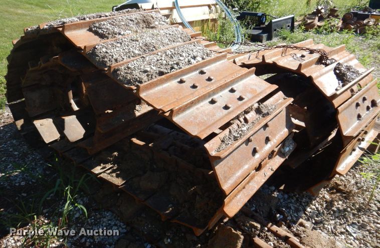 image for item MU9731 Dozer undercarriage parts