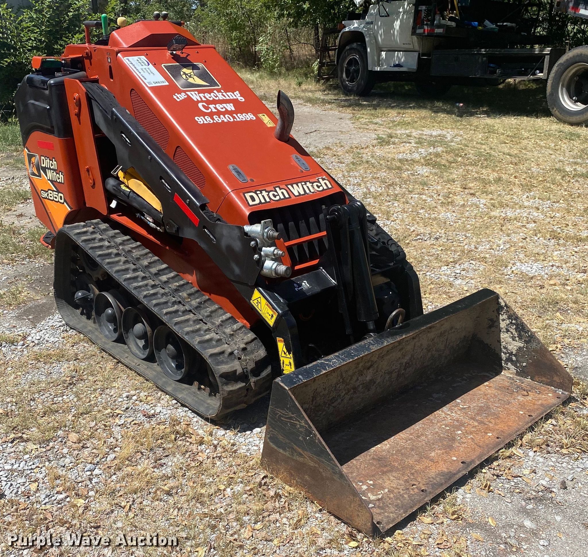 2015 Ditch Witch SK850 compact utility loader in Bixby, OK Item