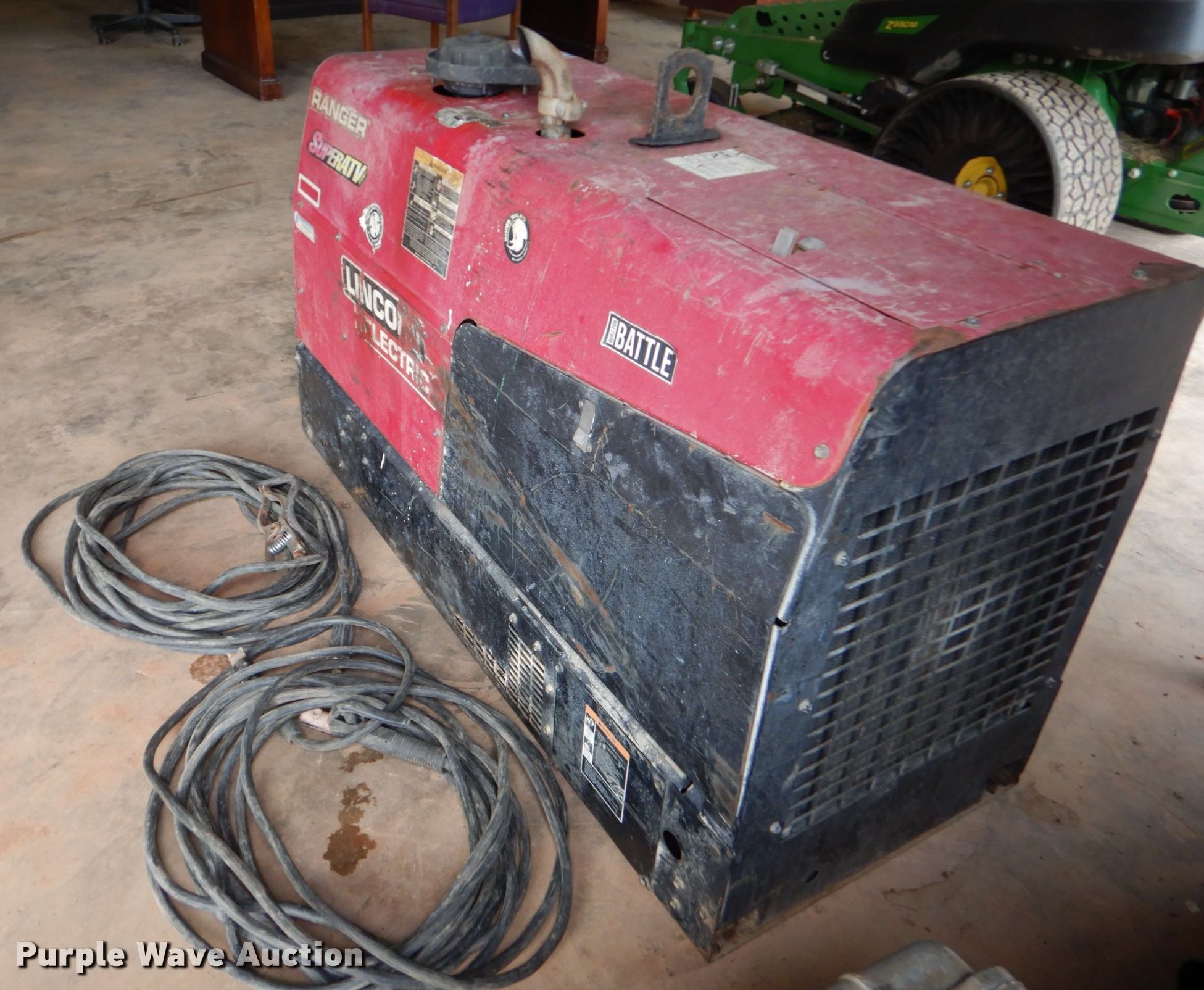 Lincoln Ranger 305D welder in Henderson, TX Item DO1519 sold Purple