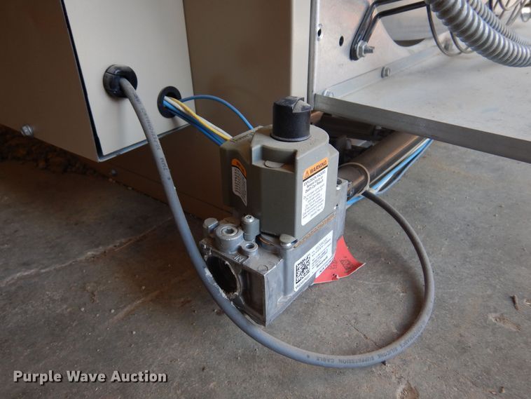 image for item DB7827 Lennox LF24-400A  natural gas heater