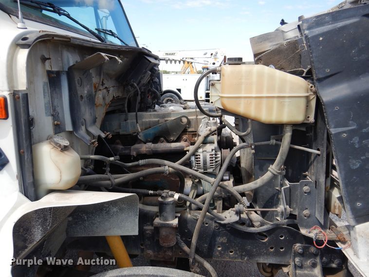 image for item DB7835 1998 International 4900  dump truck