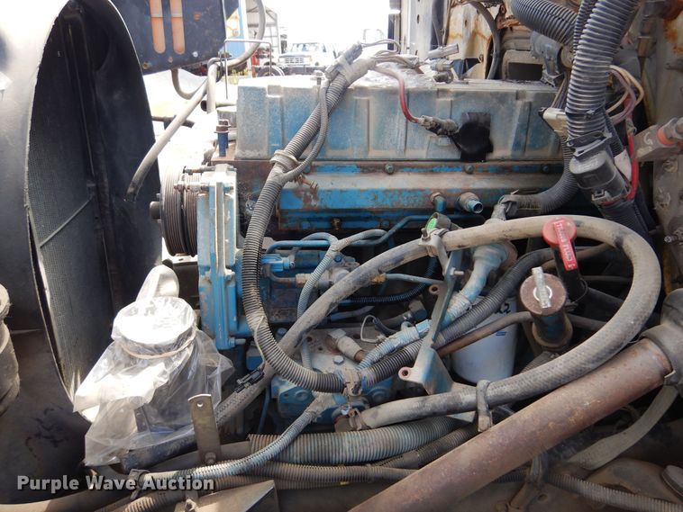 image for item DB7835 1998 International 4900  dump truck