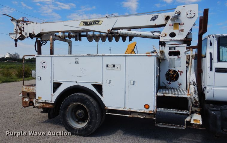 image for item DB7836 1991 GMC TopKick C6500  digger derrick truck