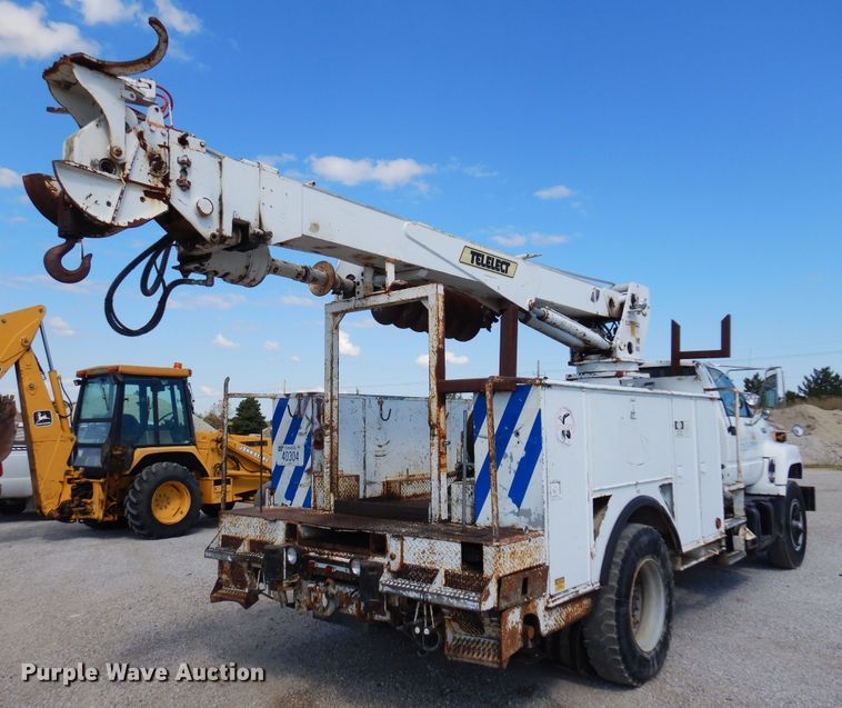 image for item DB7836 1991 GMC TopKick C6500  digger derrick truck