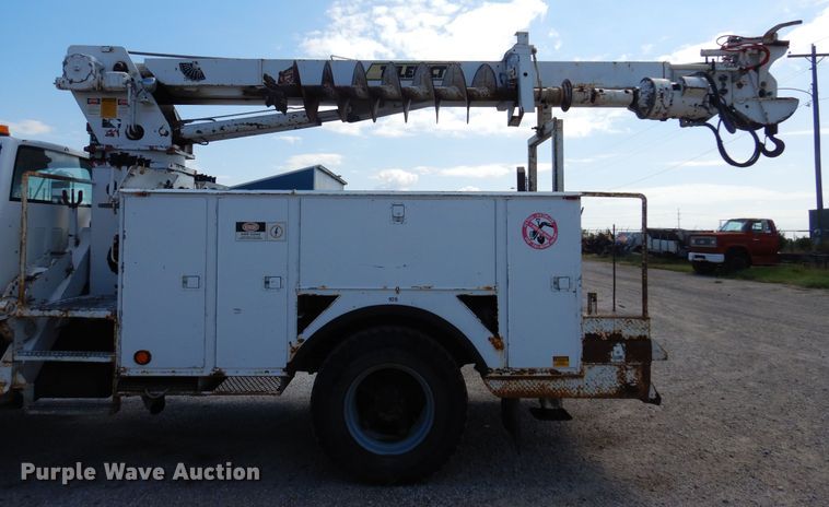 image for item DB7836 1991 GMC TopKick C6500  digger derrick truck