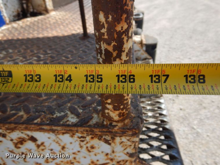 image for item DB7836 1991 GMC TopKick C6500  digger derrick truck