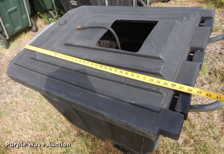 image for item DB7843 (66) plastic trash containers