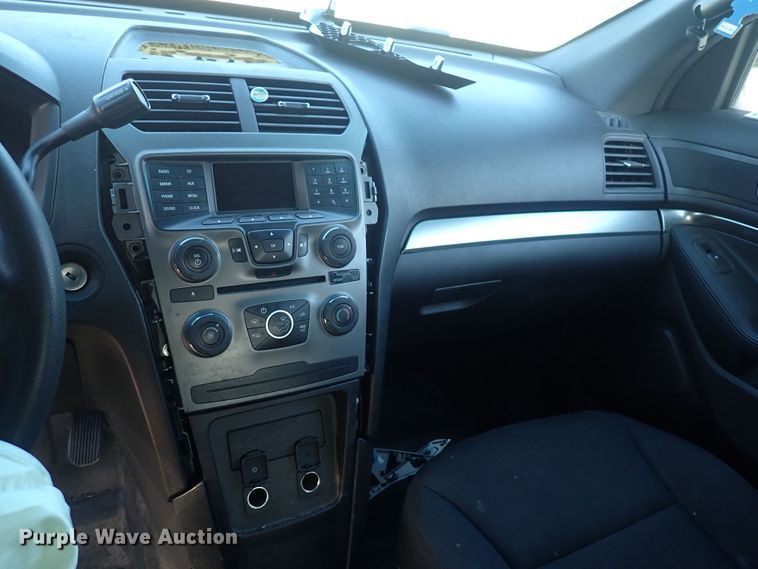 image for item DF8334 2015 Ford Explorer Police Interceptor  SUV