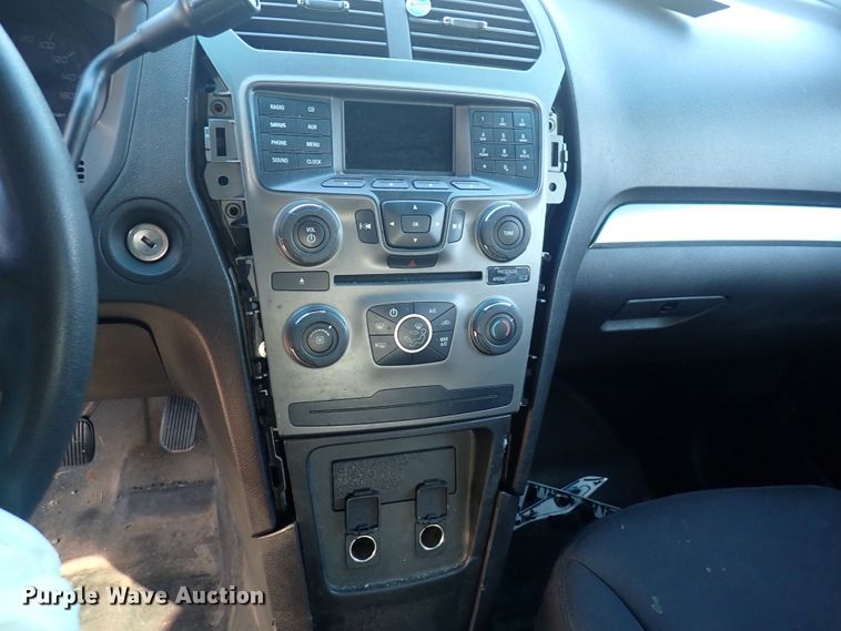 image for item DF8334 2015 Ford Explorer Police Interceptor  SUV