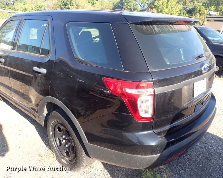 image for item DF8334 2015 Ford Explorer Police Interceptor  SUV