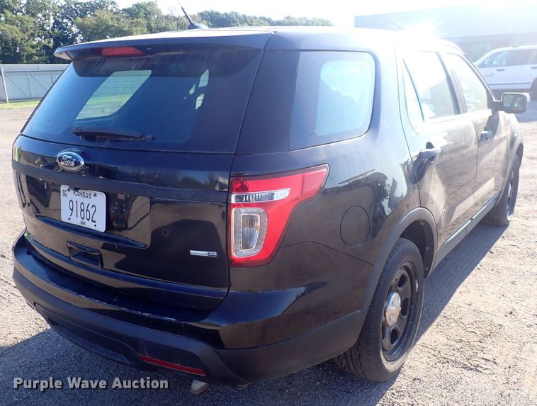image for item DF8335 2015 Ford Explorer Police Interceptor  SUV