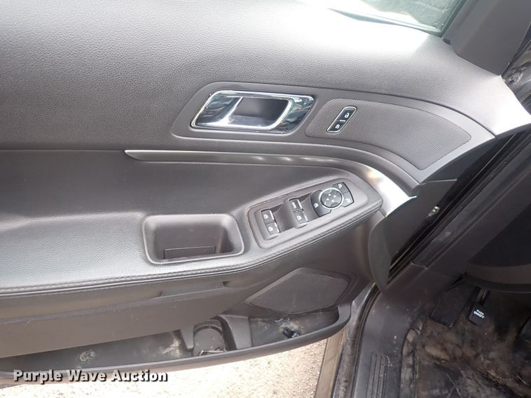 image for item DF8335 2015 Ford Explorer Police Interceptor  SUV