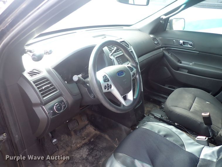 image for item DF8335 2015 Ford Explorer Police Interceptor  SUV