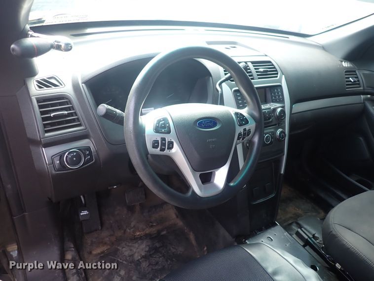 image for item DF8335 2015 Ford Explorer Police Interceptor  SUV