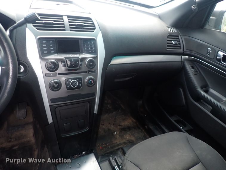 image for item DF8335 2015 Ford Explorer Police Interceptor  SUV