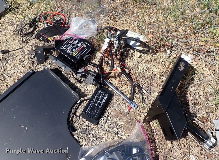 image for item DF8335 2015 Ford Explorer Police Interceptor  SUV