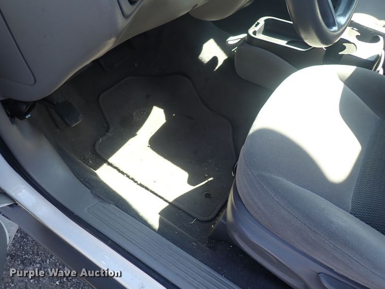 image for item DF8360 2006 Ford Taurus SE