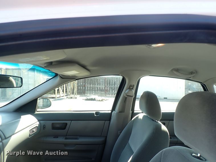 image for item DF8360 2006 Ford Taurus SE