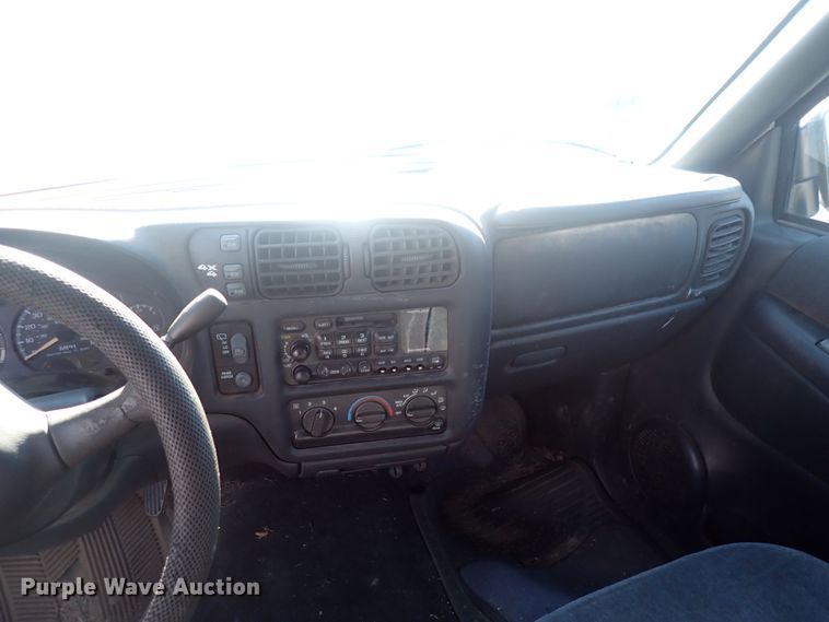 image for item DF8371 2001 Chevrolet Blazer  SUV