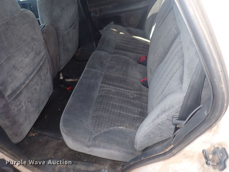 image for item DF8371 2001 Chevrolet Blazer  SUV