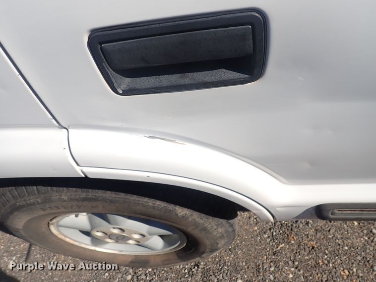 image for item DF8371 2001 Chevrolet Blazer  SUV