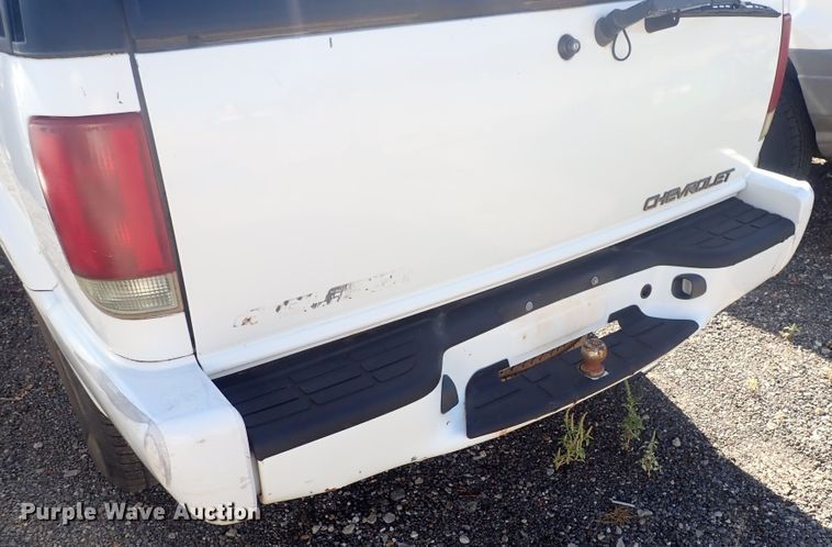 image for item DF8371 2001 Chevrolet Blazer  SUV