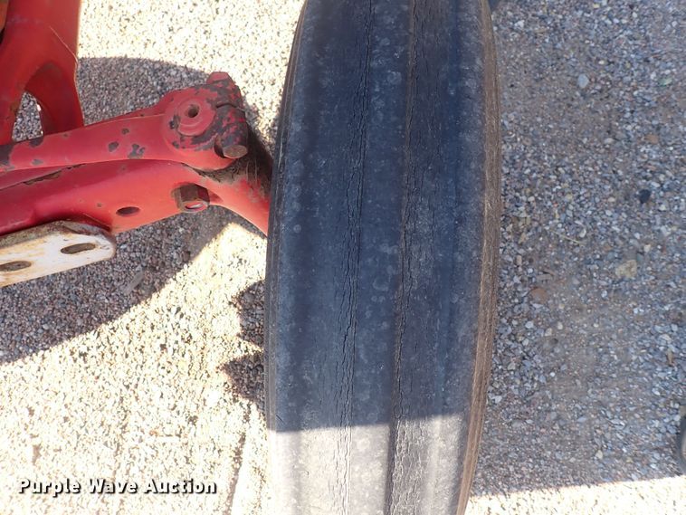 image for item DF8374 Ford  tractor