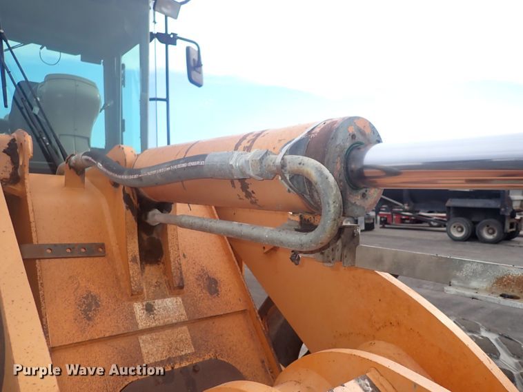 image for item DG2727 2004 Case 721D  wheel loader