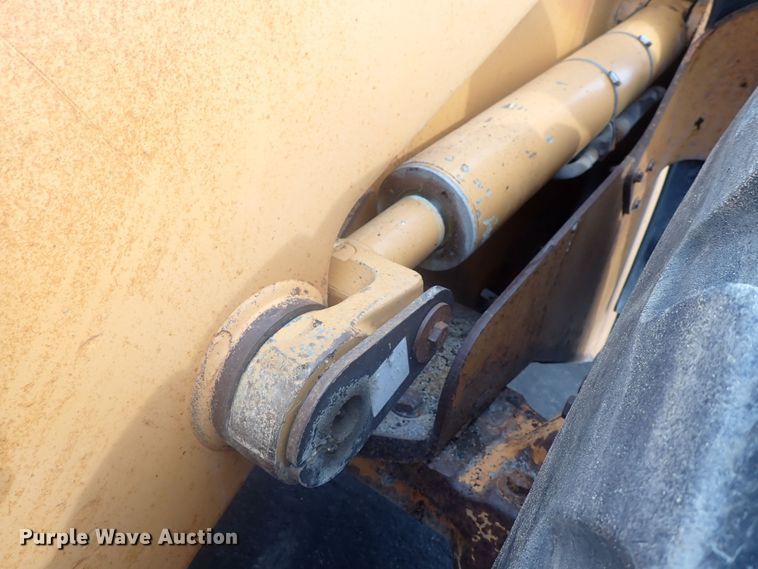 image for item DG2727 2004 Case 721D  wheel loader