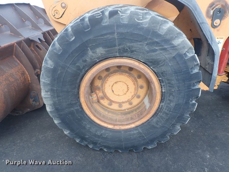 image for item DG2727 2004 Case 721D  wheel loader