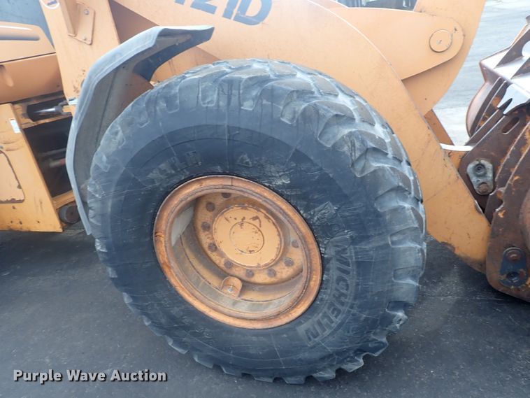 image for item DG2727 2004 Case 721D  wheel loader