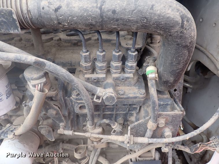 image for item DG2734 2003 Bobcat S250  skid steer loader