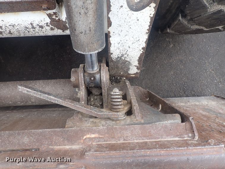 image for item DG2734 2003 Bobcat S250  skid steer loader