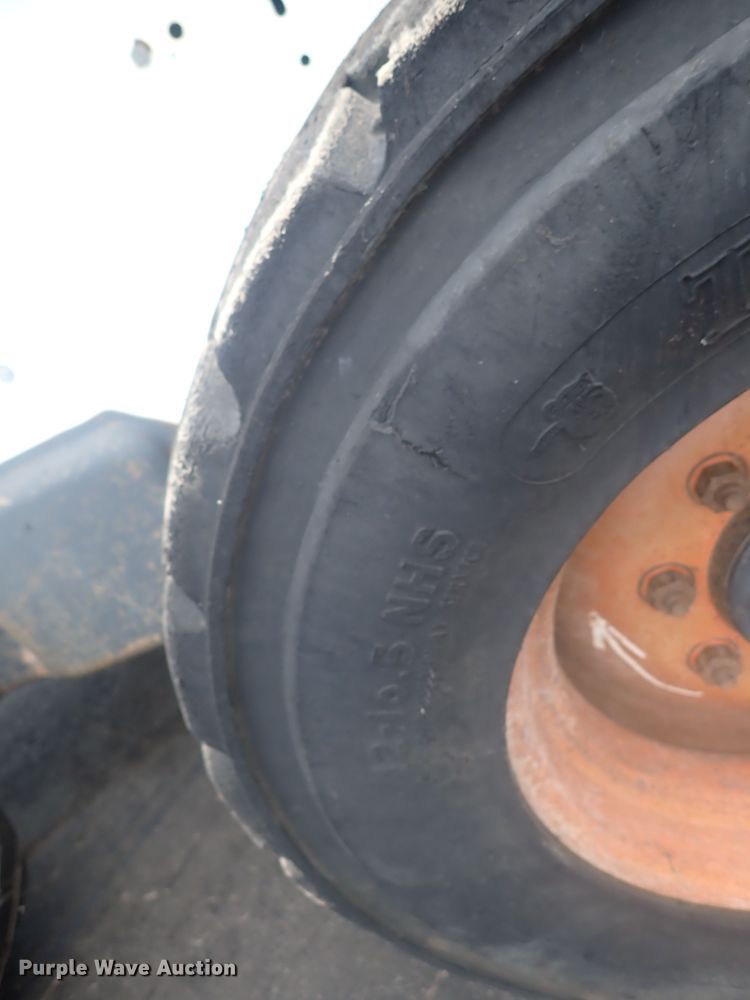 image for item DG2734 2003 Bobcat S250  skid steer loader