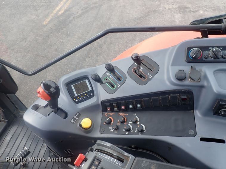 image for item DG2735 Kubota M126GX  MFWD tractor