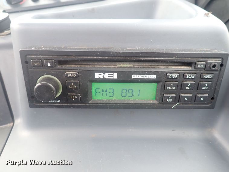 image for item DG2735 Kubota M126GX  MFWD tractor