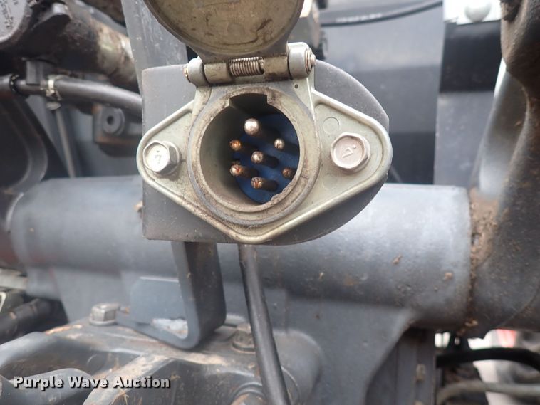 image for item DG2735 Kubota M126GX  MFWD tractor