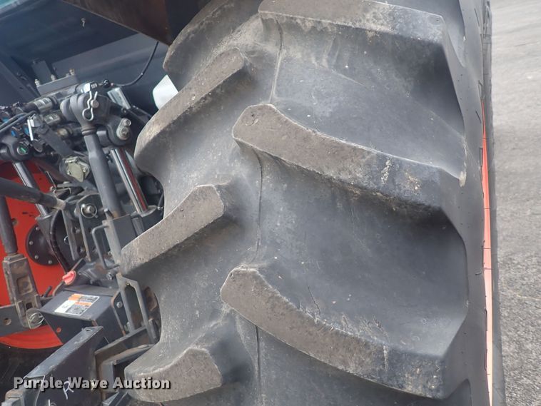 image for item DG2735 Kubota M126GX  MFWD tractor