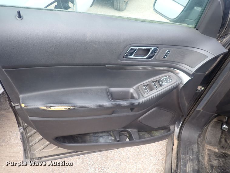 image for item DG2743 2014 Ford Explorer Police Interceptor  SUV