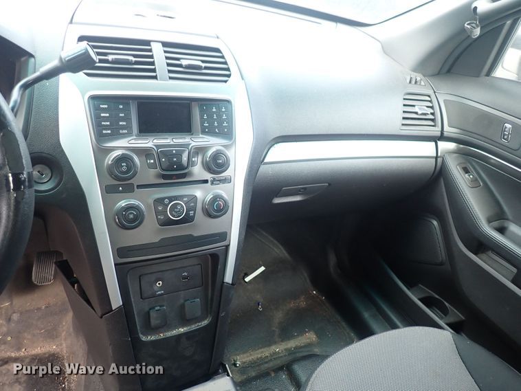 image for item DG2743 2014 Ford Explorer Police Interceptor  SUV