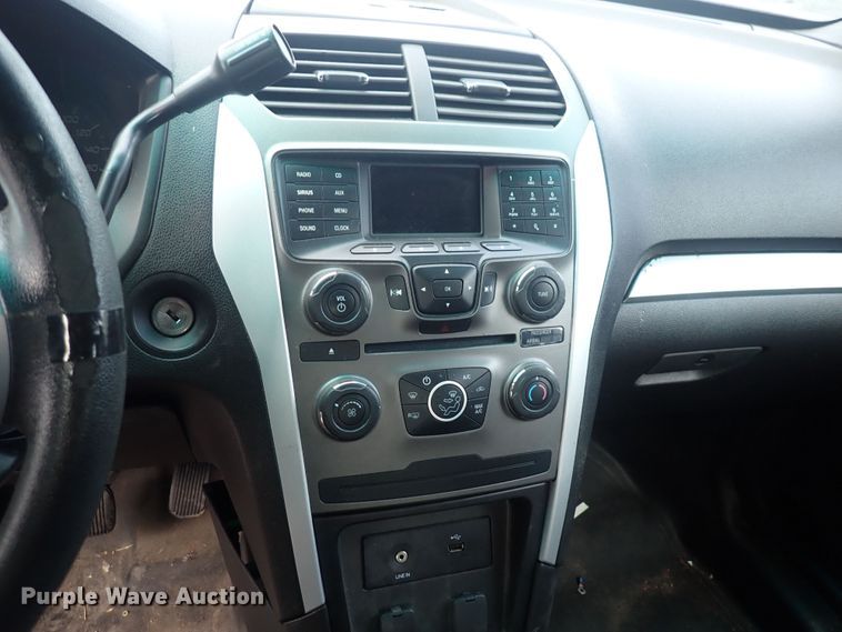 image for item DG2743 2014 Ford Explorer Police Interceptor  SUV