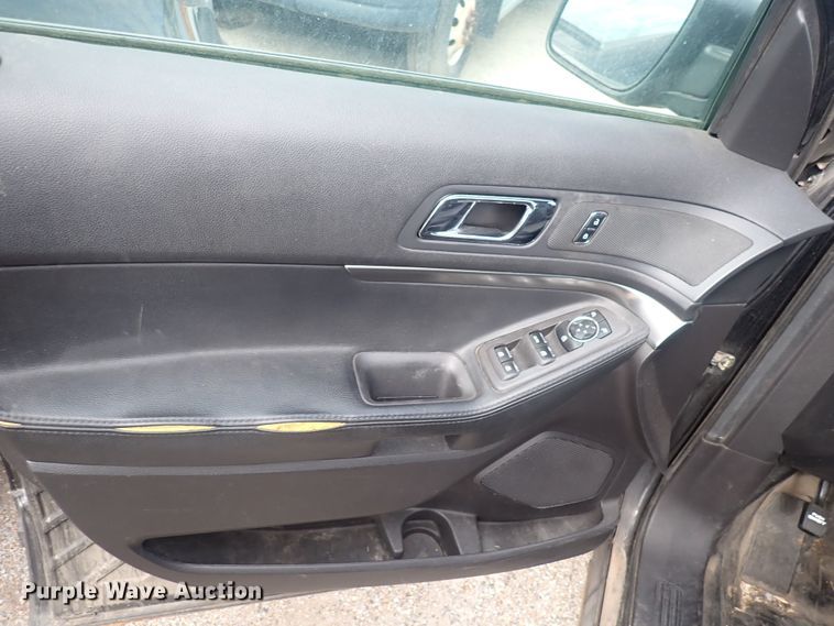 image for item DG2744 2014 Ford Explorer Police Interceptor  SUV