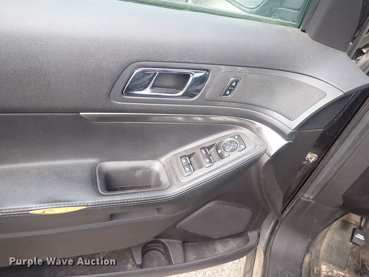 image for item DG2744 2014 Ford Explorer Police Interceptor  SUV