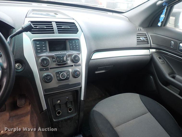 image for item DG2744 2014 Ford Explorer Police Interceptor  SUV