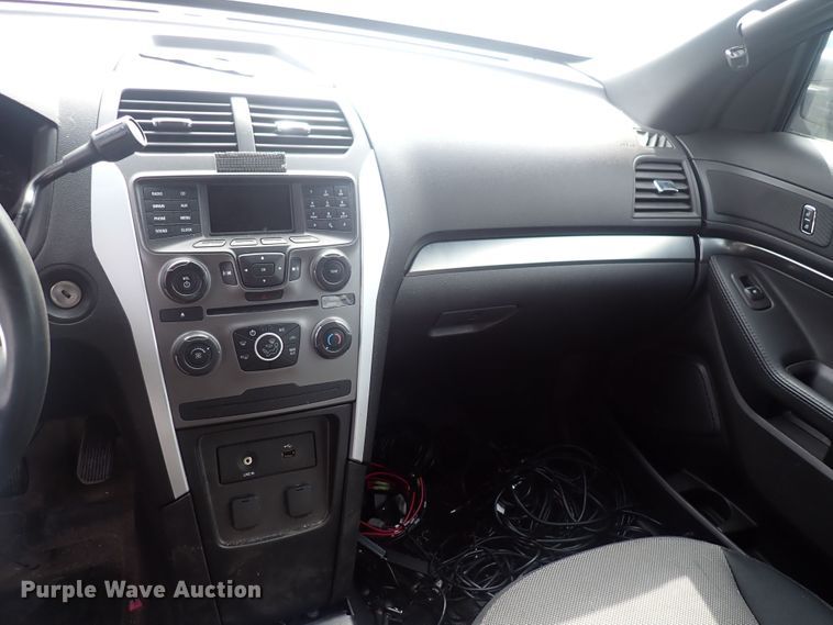 image for item DG2746 2014 Ford Explorer Police Interceptor  SUV