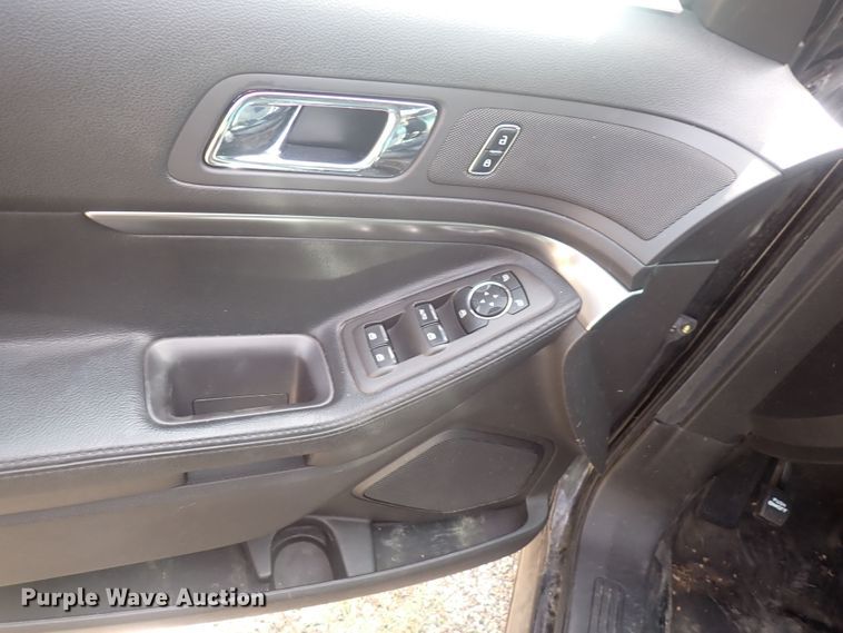 image for item DG2749 2015 Ford Explorer Police Interceptor  SUV