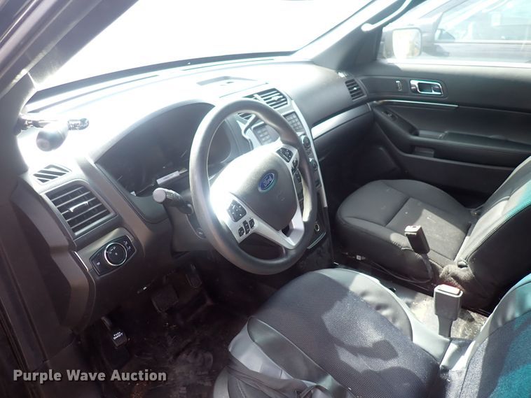 image for item DG2749 2015 Ford Explorer Police Interceptor  SUV