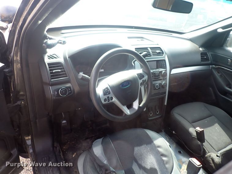 image for item DG2749 2015 Ford Explorer Police Interceptor  SUV